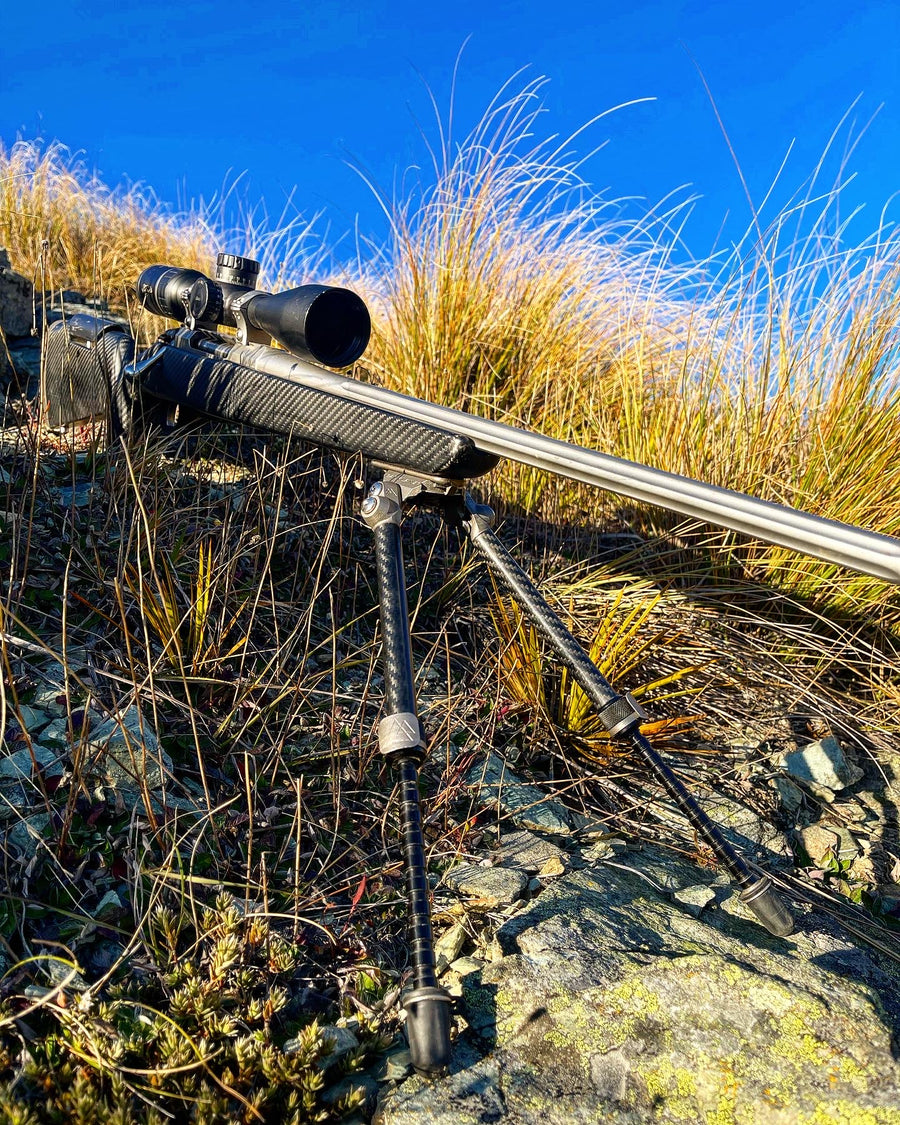 Backlanz Carbon Bipod - Notched w/Universal Mounting Bracket