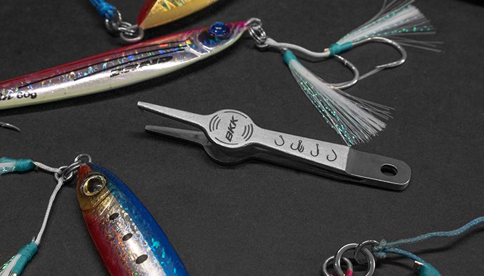 BKK Micro Split Ring Tweezer